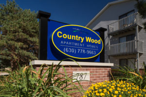 Country Wood Apartment Homes 630-778-9663, brick sign